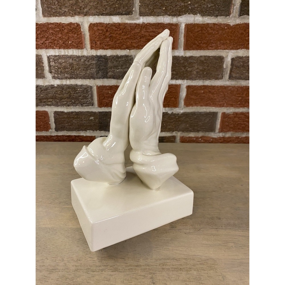 Vtg Atlantic Mold White Opalescent Ceramic Praying Hands Religious Retro Decor